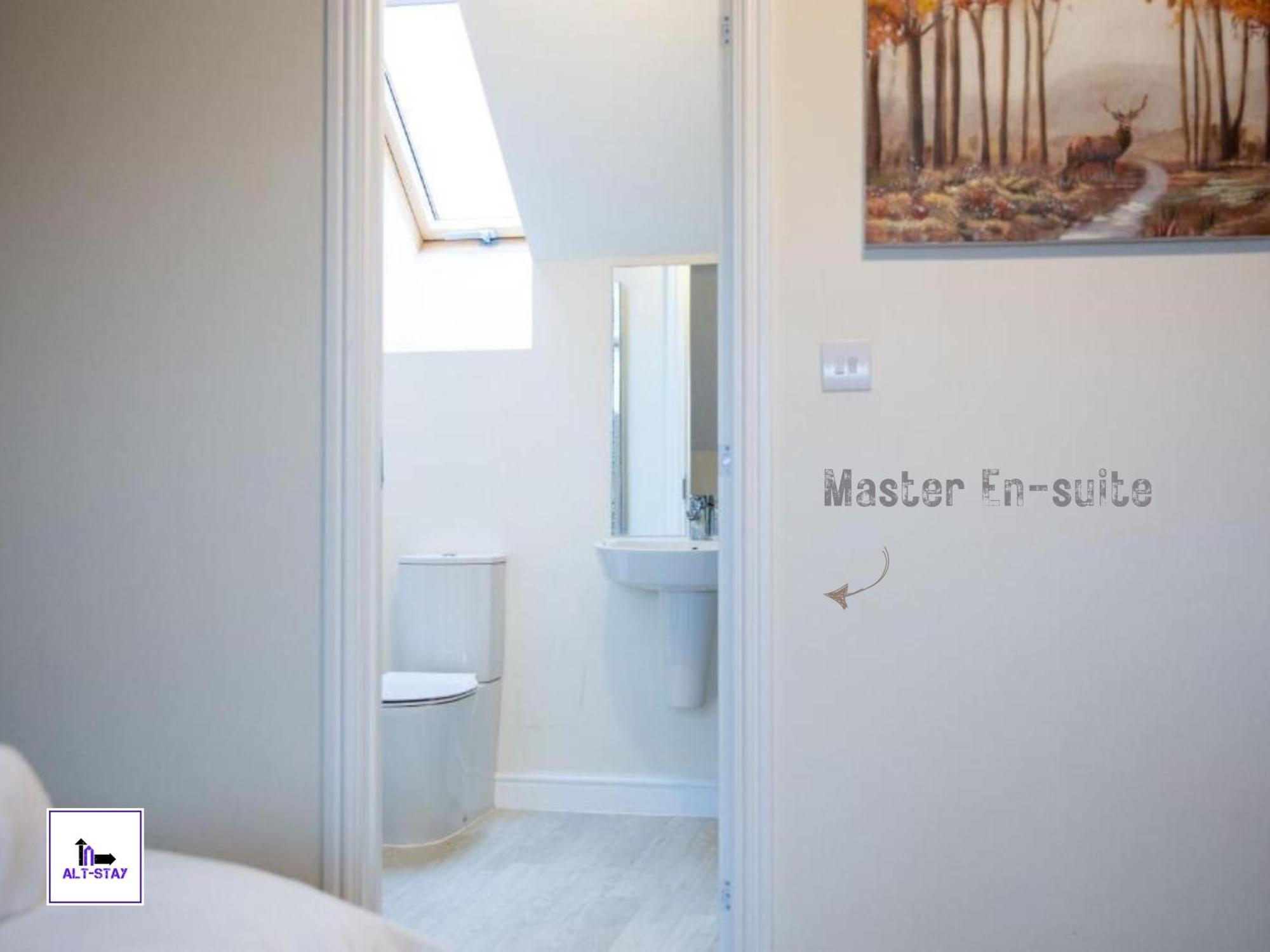 4 Bed 3 Bath - Kirkstall House By Alt-Stay Accommodation - Ideal For Contractors & Remote Workers - Long Stays Welcome 웨이크필드 외부 사진